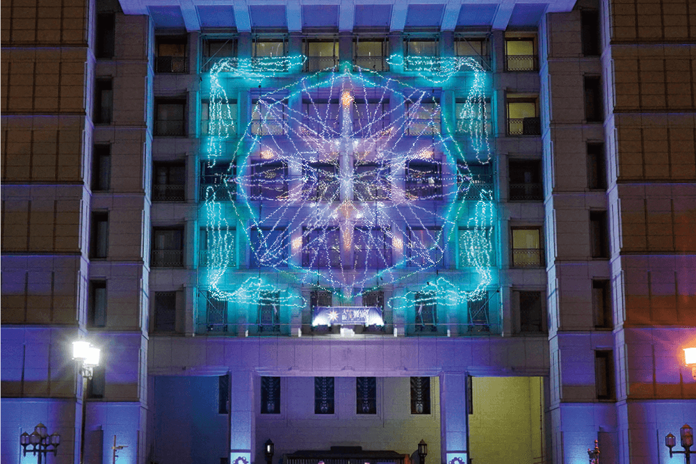 大阪市役所正面 彩燈外牆、拍照紀念物